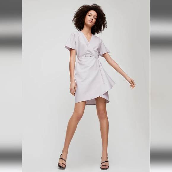 Babaton Dresses & Skirts - Aritzia Babaton Wallace Wrap Dress Size Small